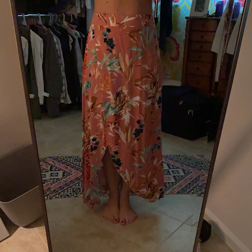 Short in the front long in the back floral skirt